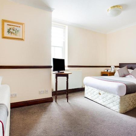 Brunel Inn Saltash Oda fotoğraf